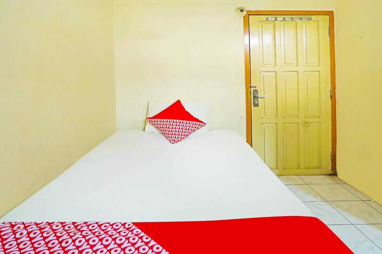 Hotel Oyo 90390 Rd Premium 2*